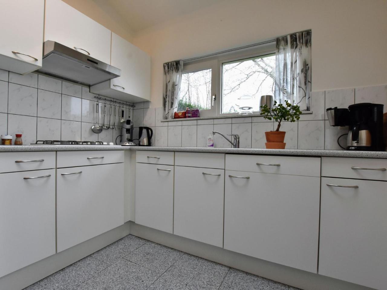 Modern Holiday Home Near Klimmen With Hill View المظهر الخارجي الصورة